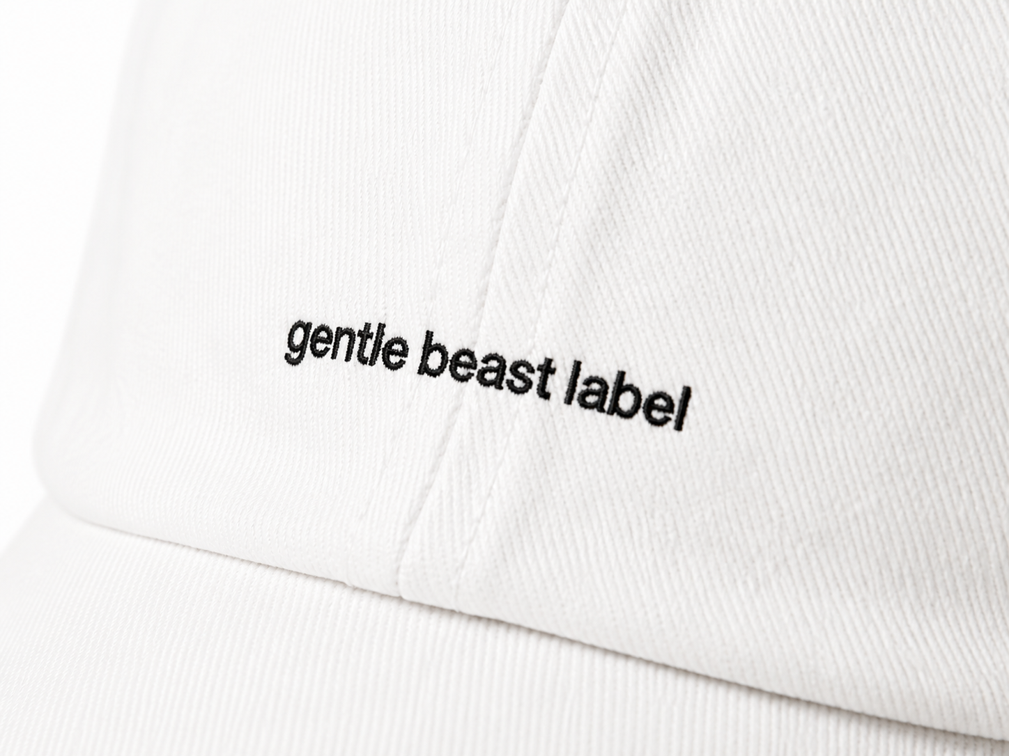 Gentle Beast Label Cotton Cap - White